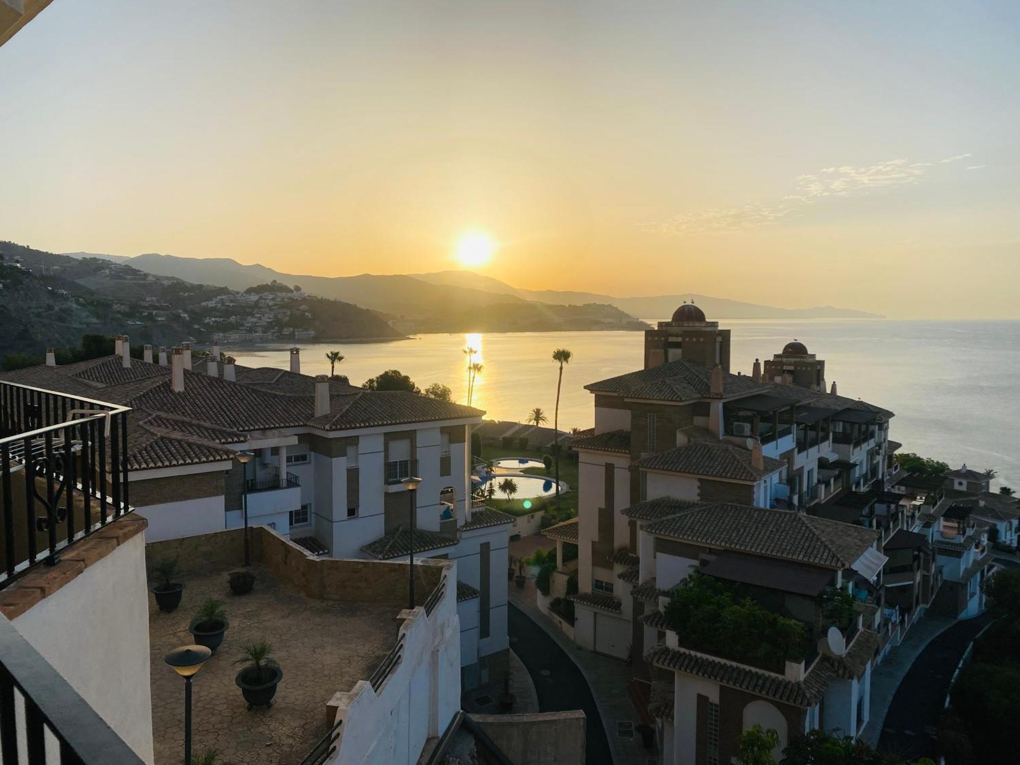Jardines De Adnania En Marina Del Este Con Vista Al Mar Ada ラ・エラドゥーラ エクステリア 写真