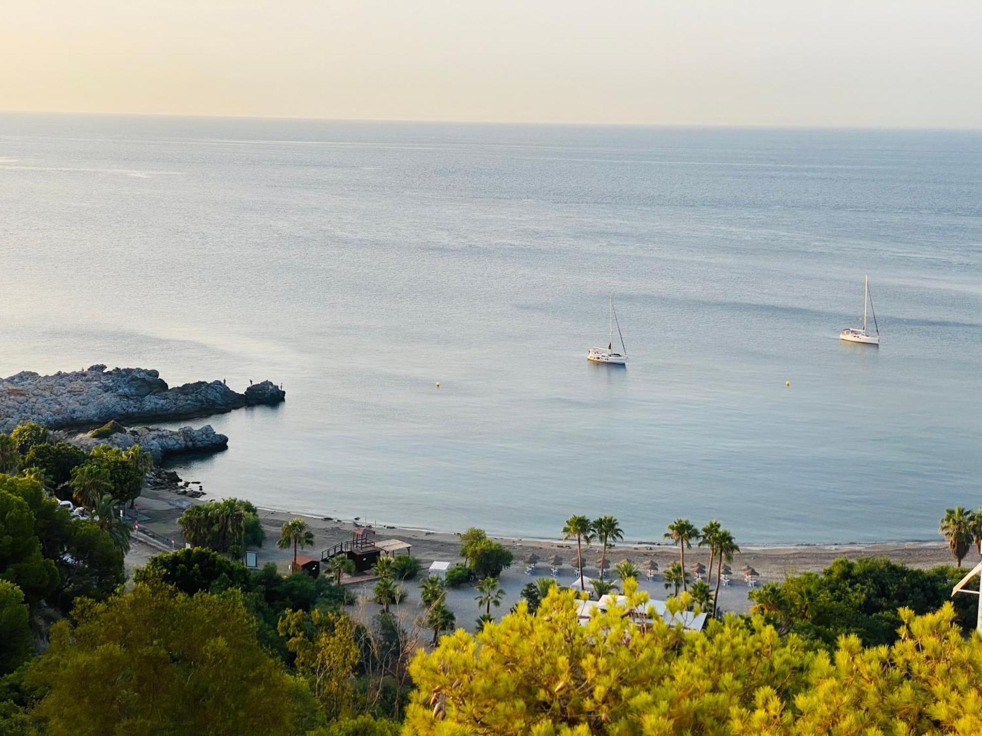 Jardines De Adnania En Marina Del Este Con Vista Al Mar Ada ラ・エラドゥーラ エクステリア 写真