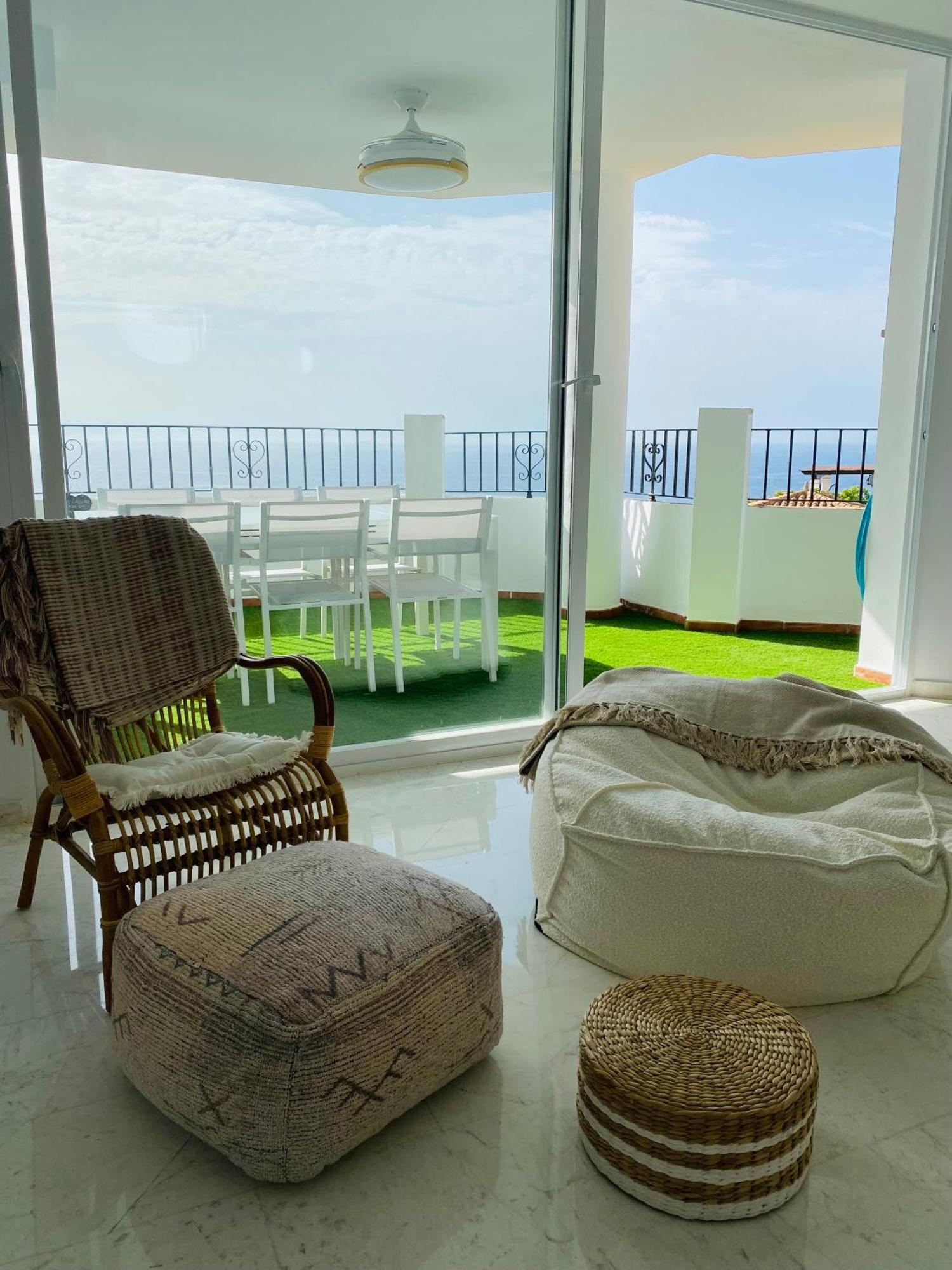 Jardines De Adnania En Marina Del Este Con Vista Al Mar Ada ラ・エラドゥーラ エクステリア 写真