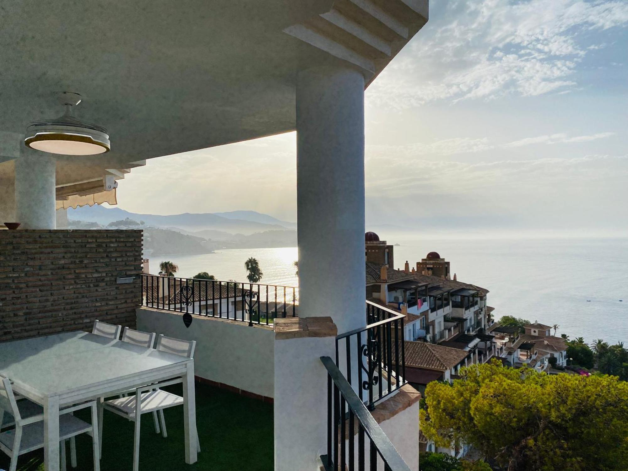 Jardines De Adnania En Marina Del Este Con Vista Al Mar Ada ラ・エラドゥーラ エクステリア 写真