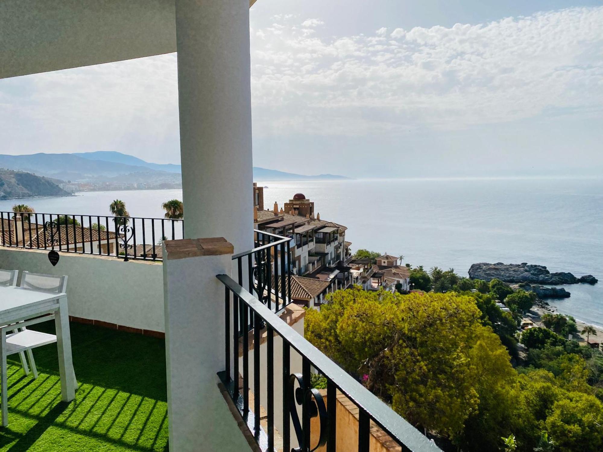 Jardines De Adnania En Marina Del Este Con Vista Al Mar Ada ラ・エラドゥーラ エクステリア 写真